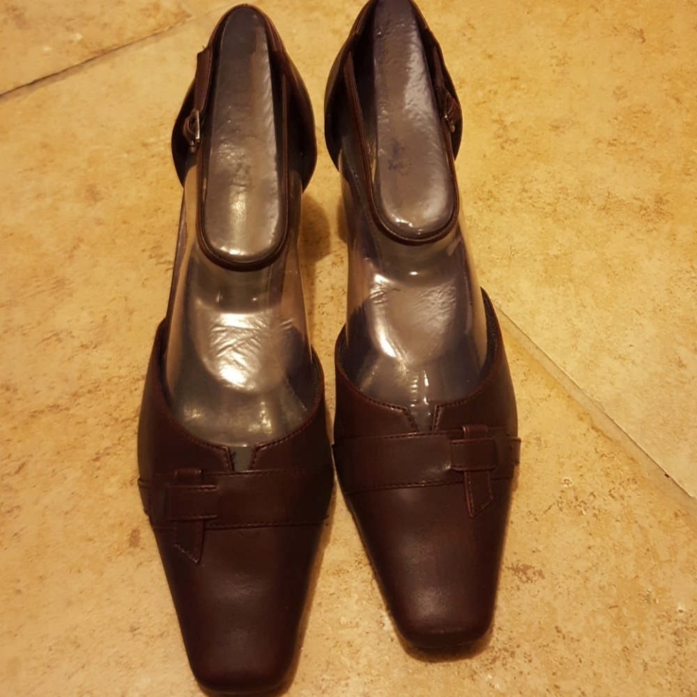 Shoes-NEW never worn
